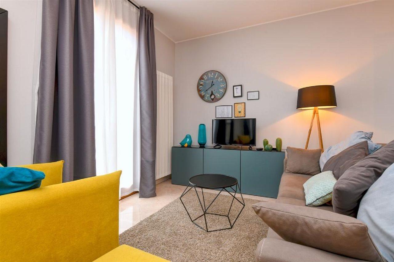 Desenzanoloft Le Chateau De Margot Desenzano del Garda Zewnętrze zdjęcie