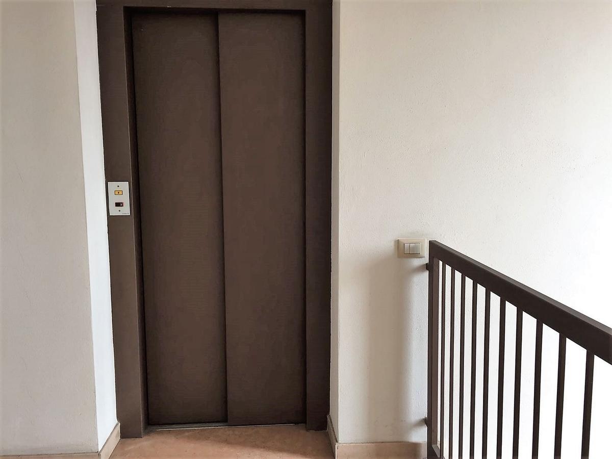 Desenzanoloft Le Chateau De Margot Desenzano del Garda Zewnętrze zdjęcie